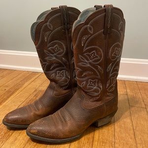 Ariat Heritage R-Toe Boots Sz 9
